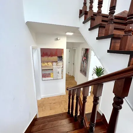 Suites 7 With Private Bathroom And Terrace בית הארחה אוייראס