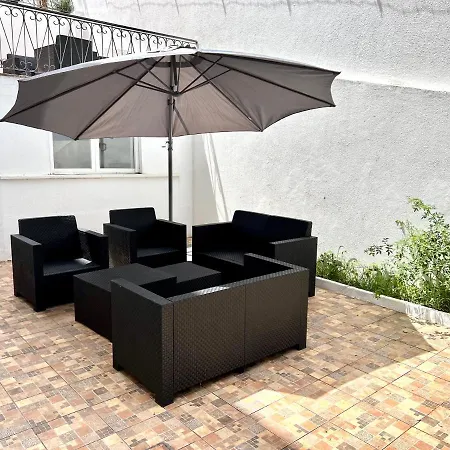 Suites 7 With Private Bathroom And Terrace *